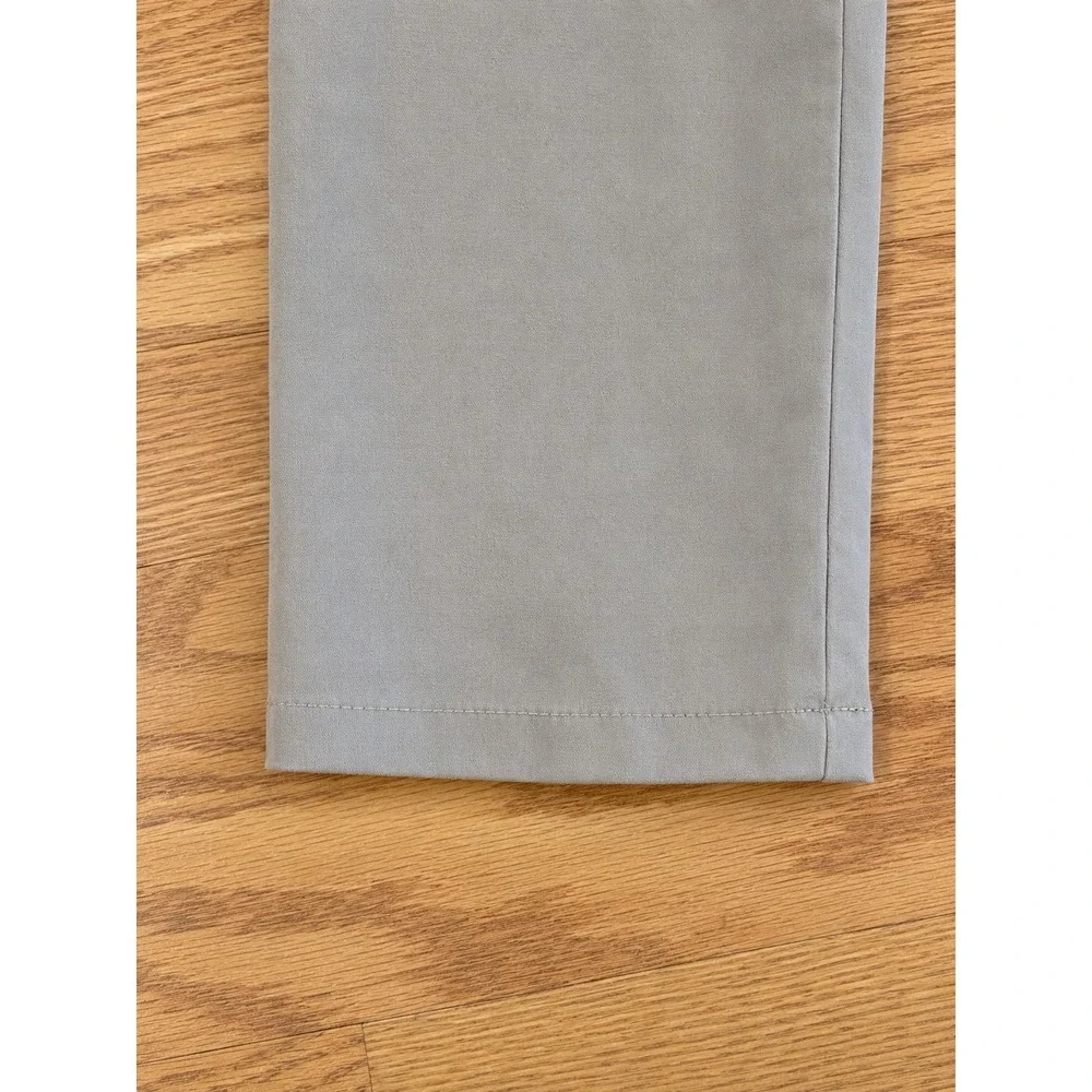 Vineyard Vines Performance Chino Pants Mens 28x30 Khaki Stretch Golf Preppy EUC